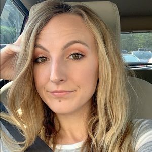 Meet your Posher, Ashlee